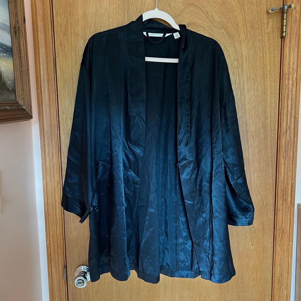 Vintage Victoria’s Secret 90s Black Satin Robe